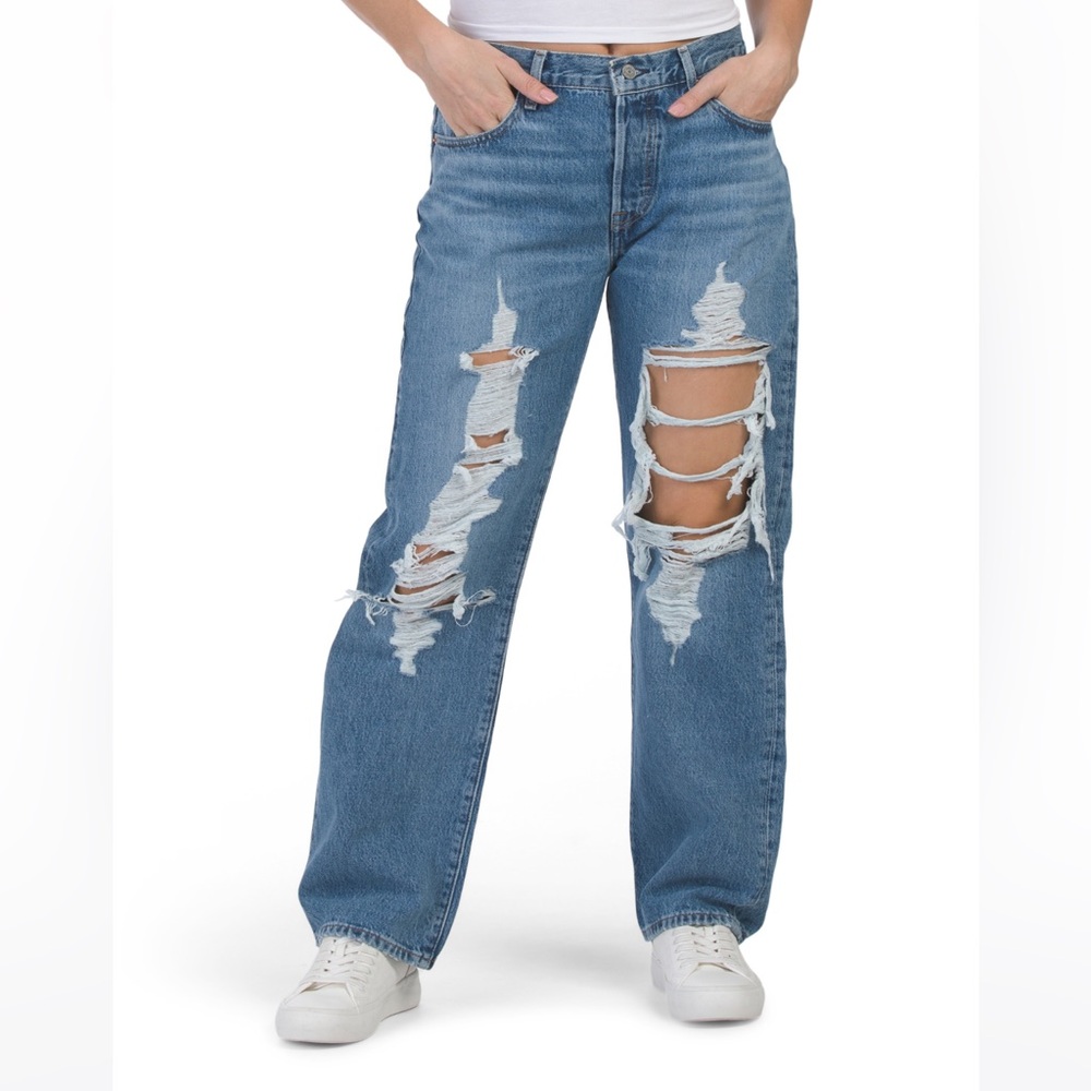 Levi's | NWT 501 ā90s Distressed Straight Leg Baggy Jeans Size 24